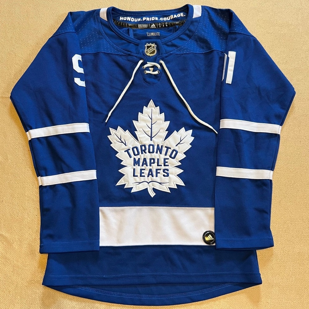 Toronto Maple Leafs Women’s Blue Hockey Jersey